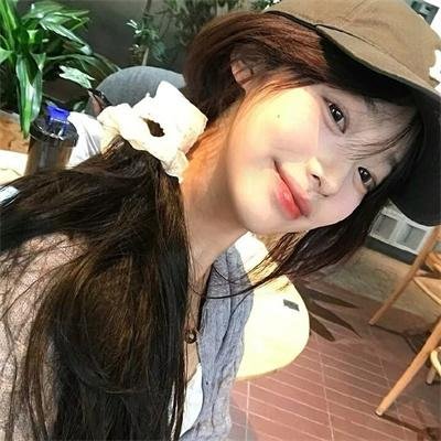 猎狐娇娃海报