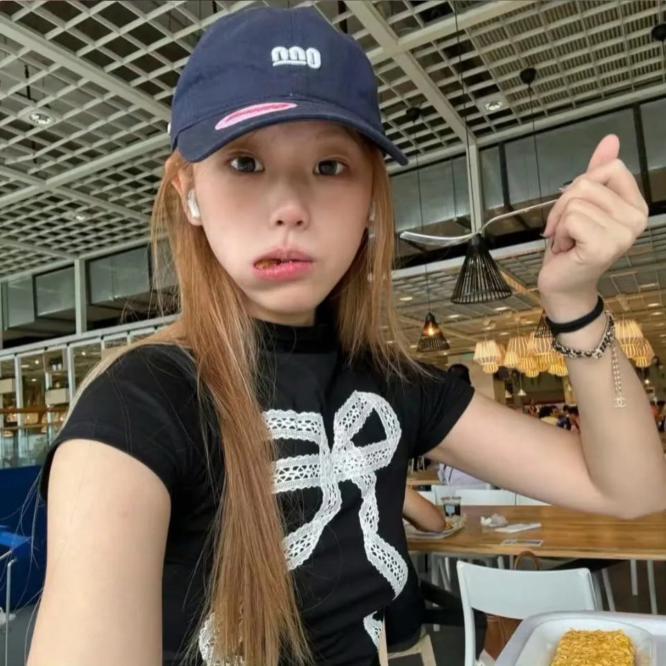 性感小野猫海报